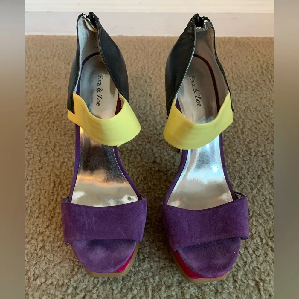 Eva & Zoe Platform Sandals
